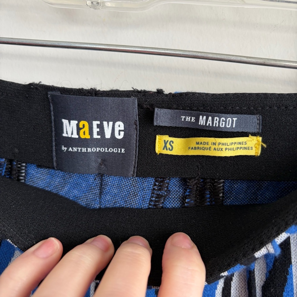 Maeve The Margot Cropped Kick Flare Pants Wavy Blue Stripe Motif - Picture 6 of 7